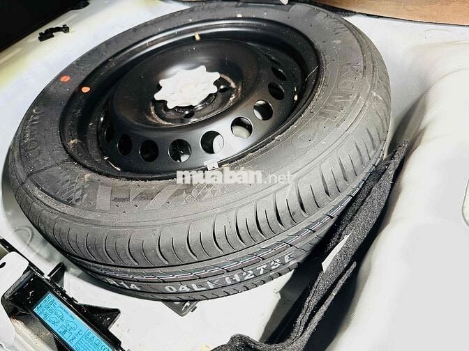 Hyundai Grand i10 2021 1.2 AT Hatchback Trắng