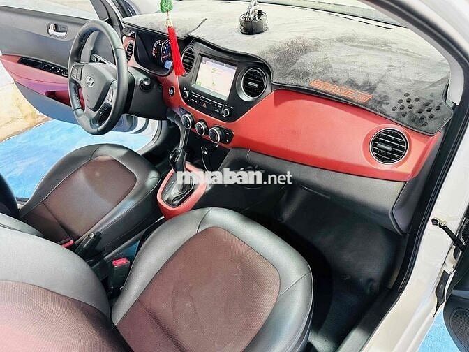 Hyundai Grand i10 2021 1.2 AT Hatchback Trắng