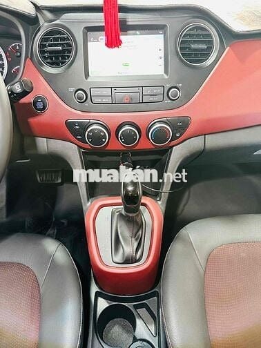 Hyundai Grand i10 2021 1.2 AT Hatchback Trắng