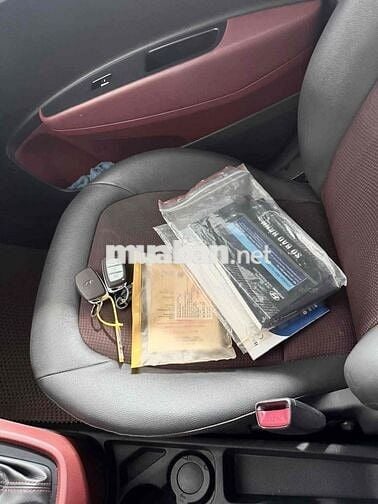 Hyundai Grand i10 2021 1.2 AT Hatchback Trắng