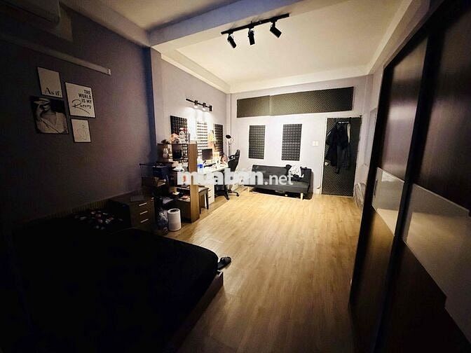 phòng trọ 40m2 có ban công cuối tháng 8 vào ở được