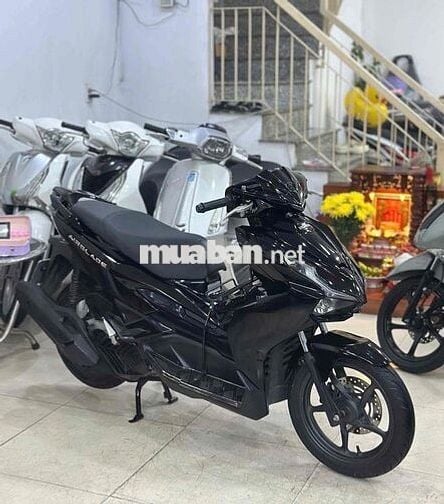 Honda Air Blade 125/4val.Đen Bóng Sport.Chich chủ