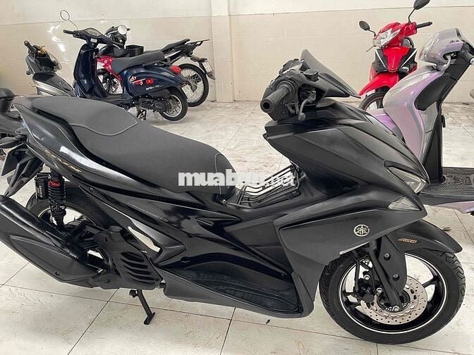 Yamaha NVX 155 Đen