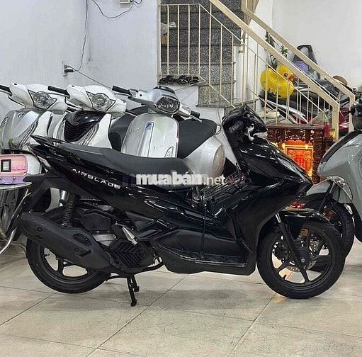 Honda Air Blade 125/4val.Đen Bóng Sport.Chich chủ