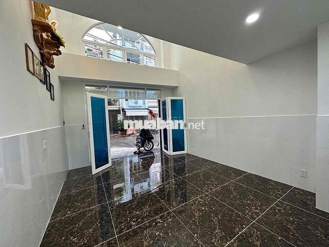 Mình cho thuê trệt làm văn phòng công ty ít nhân sự mặt tiền