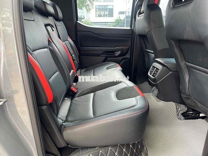 Raptor 2024 Xe 1 Chủ Rất Đẹp Bán Tại Hãng Ford