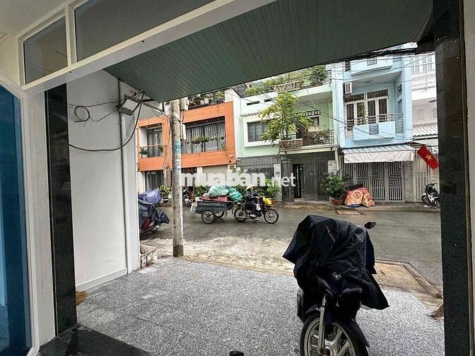 Mình cho thuê trệt làm văn phòng công ty ít nhân sự mặt tiền
