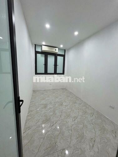 Cho thuê nhà ngõ 110 Minh Khai - Chợ Mơ - 20m2 - 4 tầng
