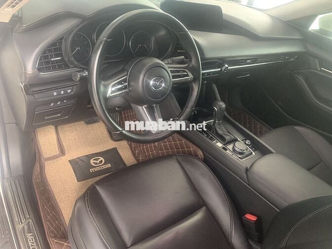 Mazda 3 Luxury 2021 Trắng 42000 km