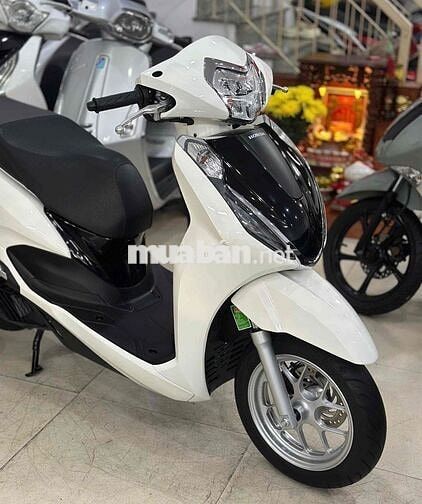 Honda Lead 2025 Trắng Đen Sport.Full Đồ.Chich chủ