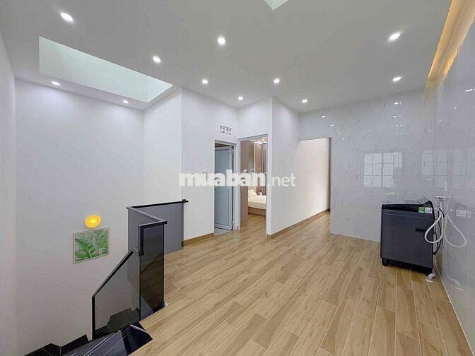 222 CHO THUÊ NHÀ MỚI 3 TẦNG 3 MÊ – 4PN 4WC, FULL NỘI THẤT MỚI 100%