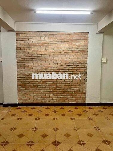 Cho thuê tầng trệt -  Lô B02 CC 518 Võ Văn Kiệt, P. Cầu Ông Lãnh