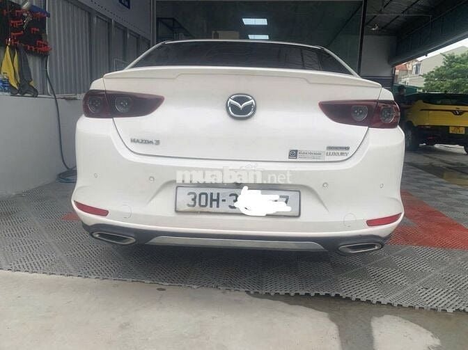 Mazda 3 Luxury 2021 Trắng 42000 km