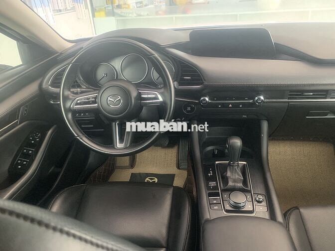 Mazda 3 Luxury 2021 Trắng 42000 km