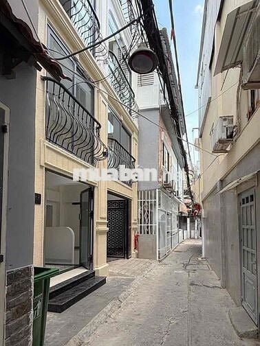 DUPLEX BANCOL CỬA SỔ TIỆN ÍCH NGAY CMT8 ĐOẠN GẦN LÊ THỊ RIÊNG