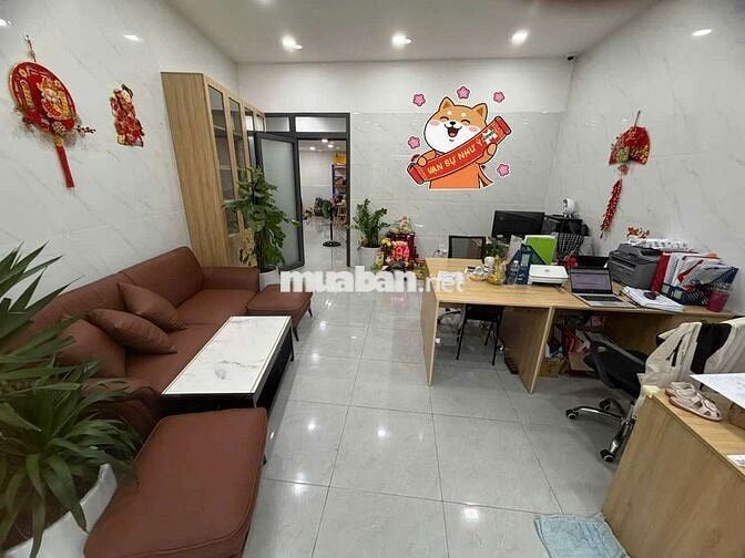 Cần Bán Gầp nhà Đường TTN DT 4,6 x14,5 nở hậu 9m .1 trệt 1Lầu 5PN 3WS