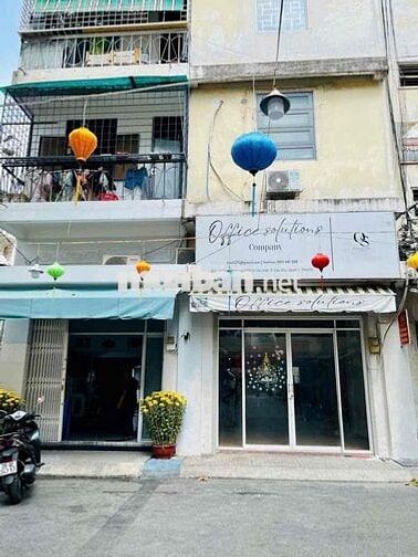 Cho thuê tầng trệt -  Lô B02 CC 518 Võ Văn Kiệt, P. Cầu Ông Lãnh
