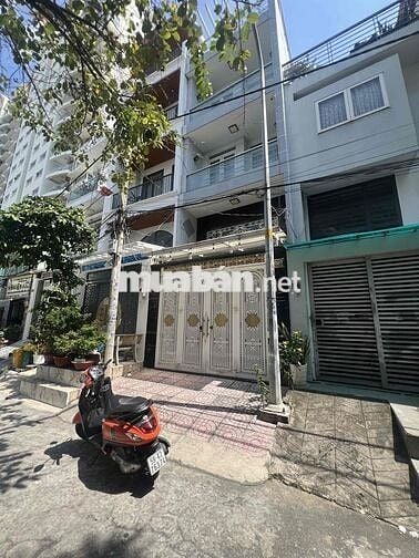Cho thuê nhà đường  Chợ Lớn đối diện công viên