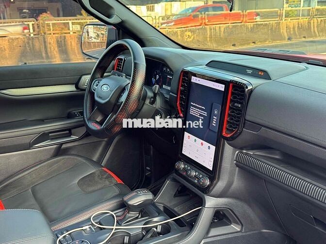 Bán Ford Raptor 2025 Đỏ 13.000 km
