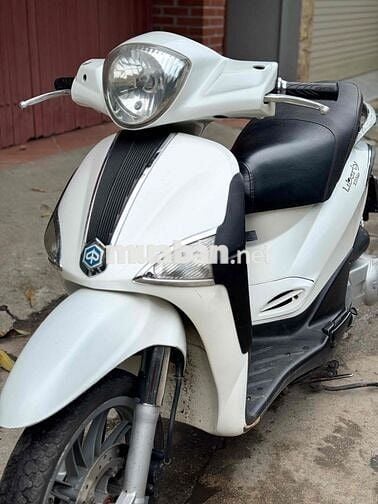 Piaggio Liberty 125 ie màu Trắng đẹp tiết kiệm xăn