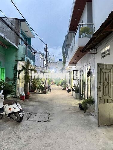 Bán nhà gác lửng, hai mặt hẻm  ô tô, đường Phạm Văn Chiêu, Gò Vấp