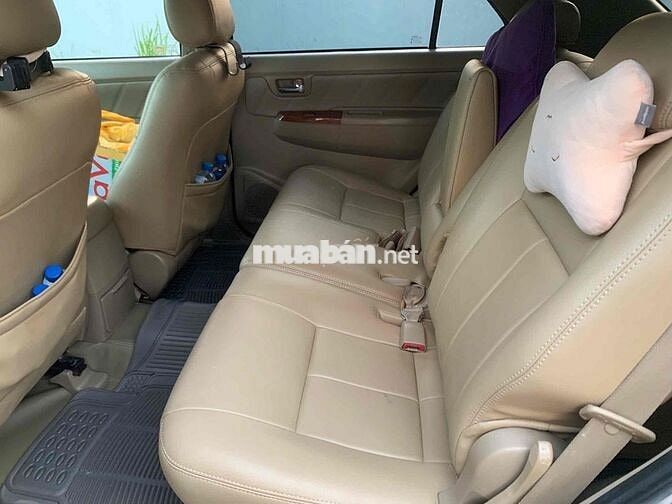 Toyota Fortuner 2009 2.7V 4x4 AT - 170000 km