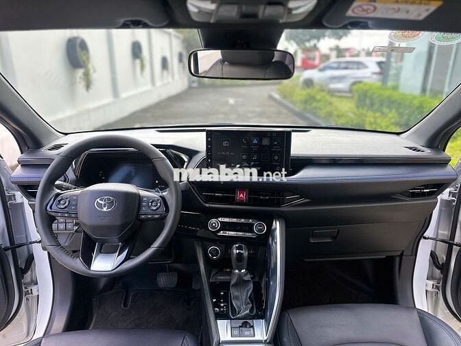 Toyota Yaris Cross 2024 1.5 D-CVT Trắng Ngọc Trai