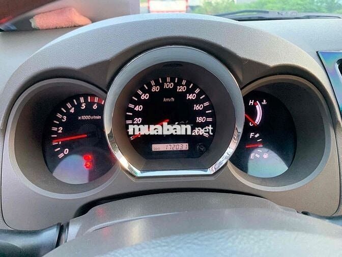 Toyota Fortuner 2009 2.7V 4x4 AT - 170000 km