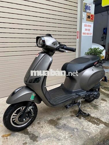 Piaggio Vespa 50cc 2026 Xám 500km