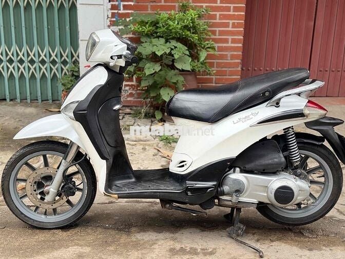 Piaggio Liberty 125 ie màu Trắng đẹp tiết kiệm xăn