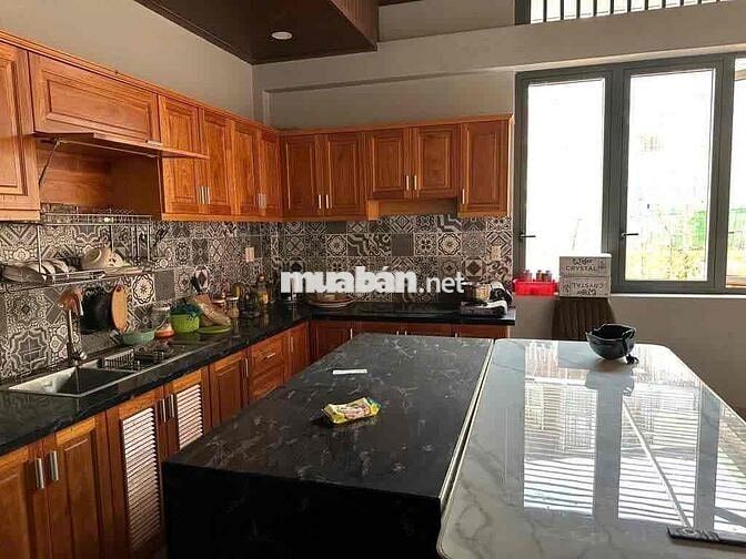 Bán nhà Phú Thuận, DT 180m2, 2 tầng, kề Phú Mỹ Hưng, 8 tỷ