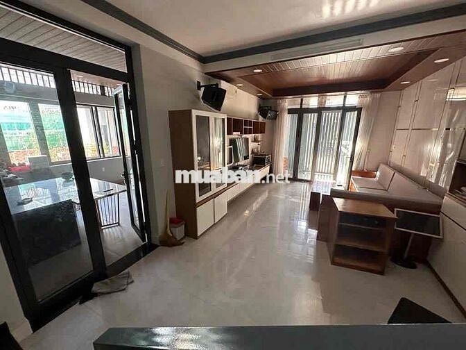 Bán nhà Phú Thuận, DT 180m2, 2 tầng, kề Phú Mỹ Hưng, 8 tỷ