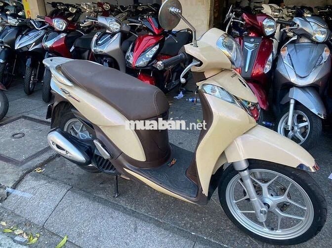 Honda SH Mode 2015 Vàng kem đã sử dụng