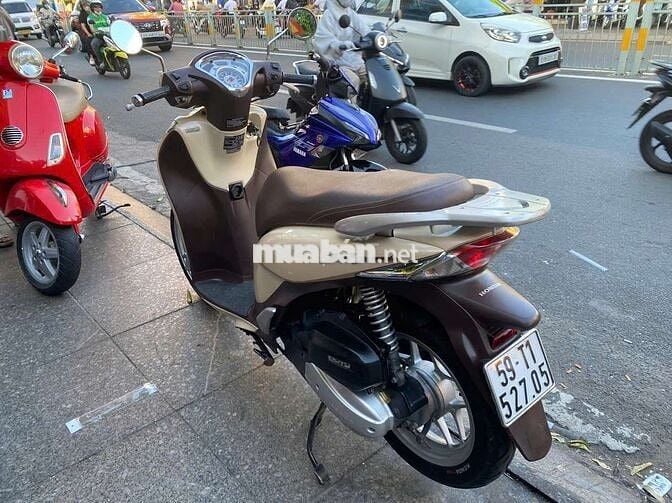 Honda SH Mode 2015 Vàng kem đã sử dụng