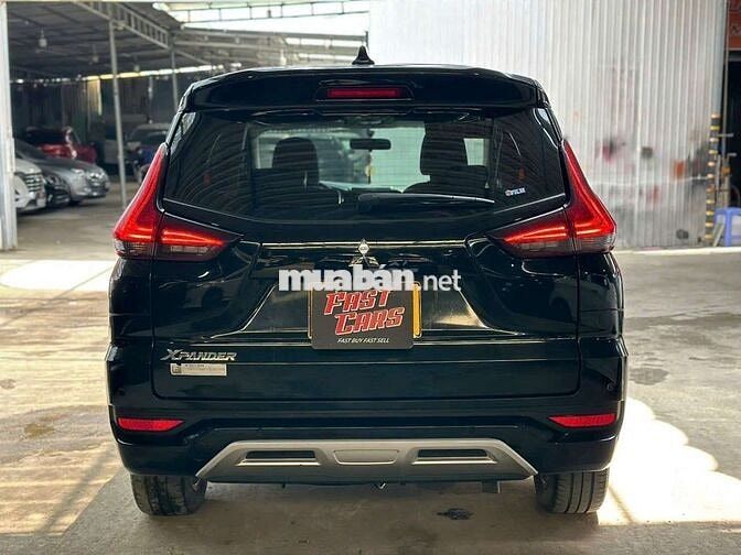 Mitsubishi Xpander 2021 1.5AT, màu đen, 6v8 km