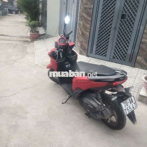 Honda Vario 2025 Đặc biệt Đỏ nhám 2000 km