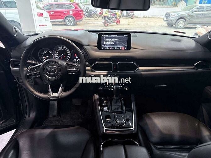 Mazda CX8 2022 Premium 2.5L,1 cầu,màu xám,5v6km