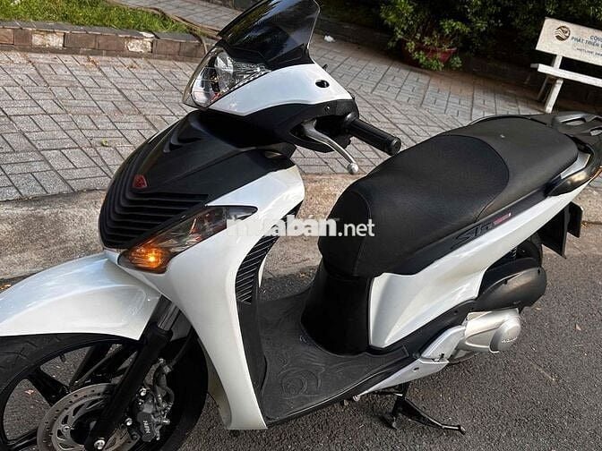 SH Nhập ý 2012 .125cc Bstp Chính Chủ