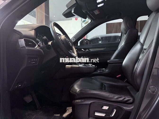 Mazda CX8 2022 Premium 2.5L,1 cầu,màu xám,5v6km