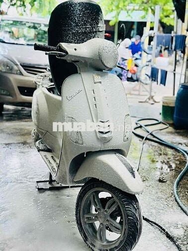 Piaggio Vespa LX 125CC 2010 Trắng