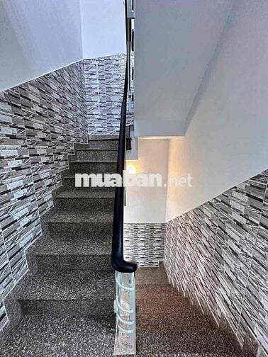 Nhà  mới [ 4 x 10] 2 lầu  (2PN,2WC) -hẻm 5m ,Gò xoài ,binh Tân