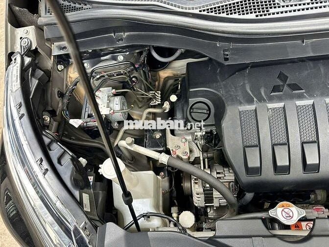 Mitsubishi Xpander 2021 1.5AT, màu đen, 6v8 km