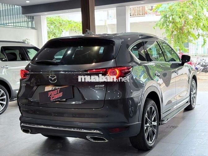 Mazda CX8 2022 Premium 2.5L,1 cầu,màu xám,5v6km