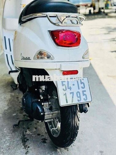 Piaggio Vespa LX 125CC 2010 Trắng