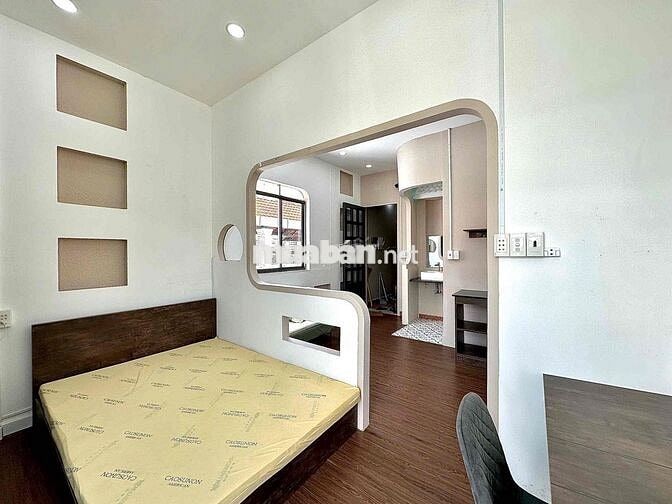 STUDIO BAN CÔNG FULL NỘI THẤT TÁCH BẾP NGAY ÂU CƠ