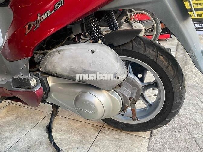 Honda Dylan 150 Đỏ