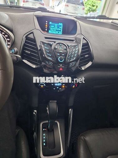 Ford EcoSport Titanium Trắng