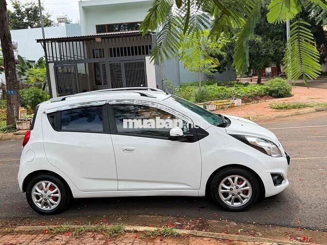 Chevrolet Spark 2017 Số sàn Trắng