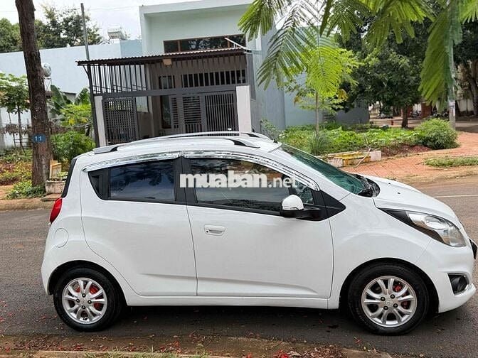 Chevrolet Spark 2017 Số sàn Trắng