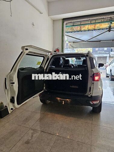 Ford EcoSport Titanium Trắng